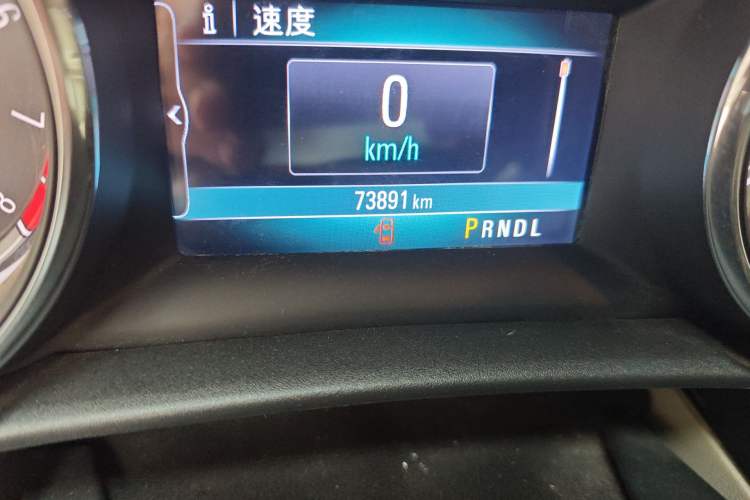 Used Buick Verano 2017 Sedan 15S Automatic Leading Model Odometer Close Up