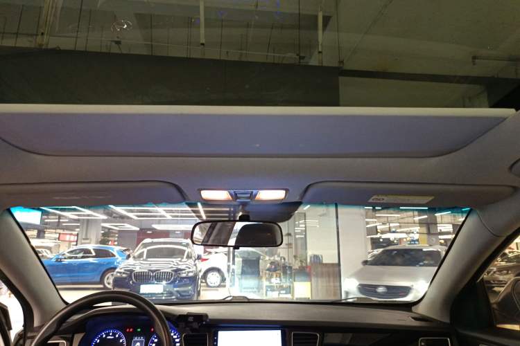 Used Hyundai Mistra 2014 1.8L Automatic Smart GLS Headliner