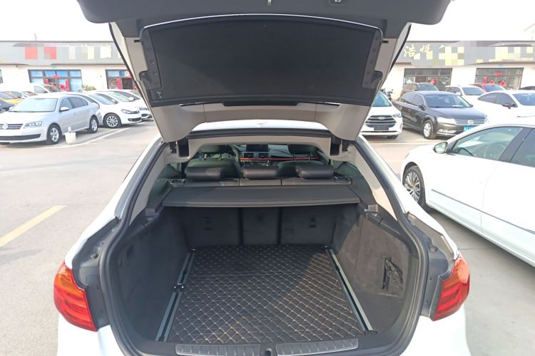 Used BMW 3 Series GT 2016 320i Fashion Model Trunk