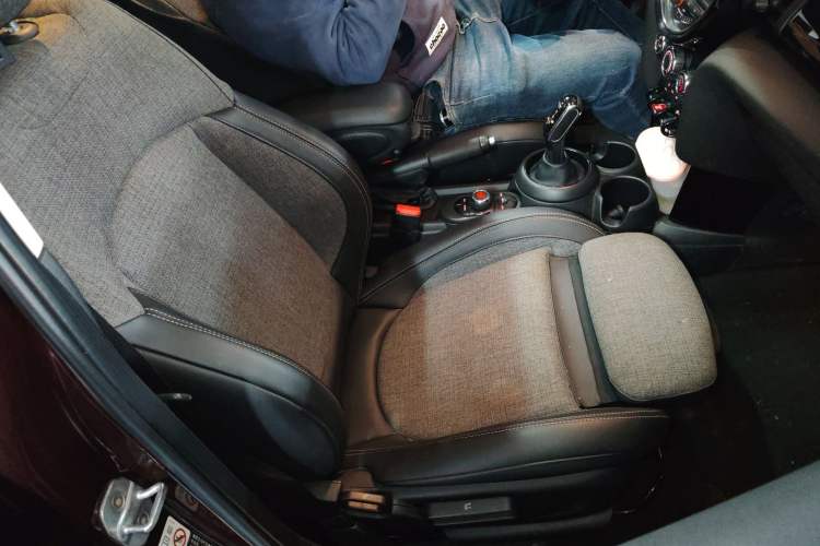 Used MINI MINI 2019 1.5T COOPER Classic Edition Five-Door Version