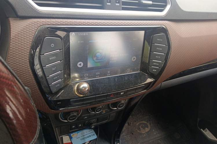 Used Great Wall Wingle 6 2017 2.0T Diesel Two-Wheel Drive Elite Version 4D20B
