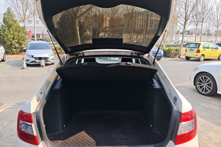 Used Skoda Octavia 2017 1.6L Automatic Chuanxing Edition
