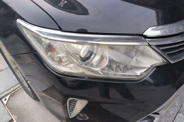 Used Toyota Camry 2016 2.0E 10th Anniversary Elite Edition
