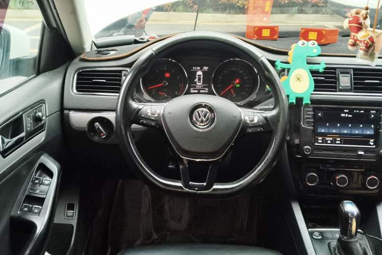 Used Volkswagen Sagitar 2018 280TSI DSG Ignite Edition
