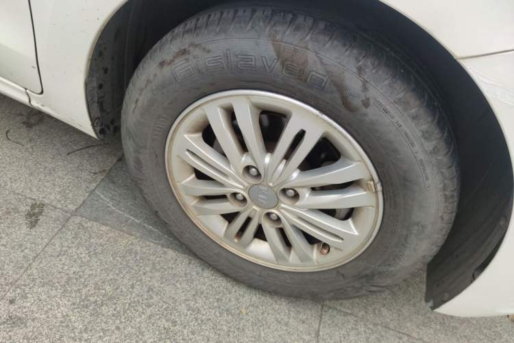 Used Kia Pegas 2020 1.4L Automatic Comfort Version with Sunroof Right Front Wheel Hub