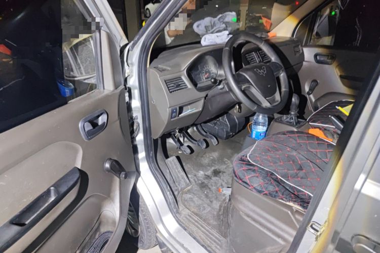 Used Wuling Rongguang 2014 1.2L S Base Model Driver Seat