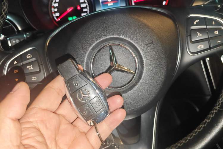 Used Mercedes-Benz GLC 2017 GLC 260 4MATIC Dynamic Edition
