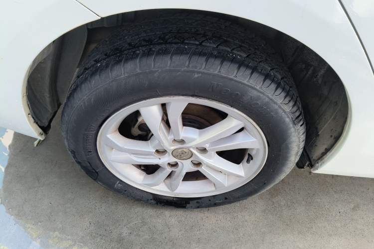 Used BYD Surui 2014 1.5L Automatic Comfort Version