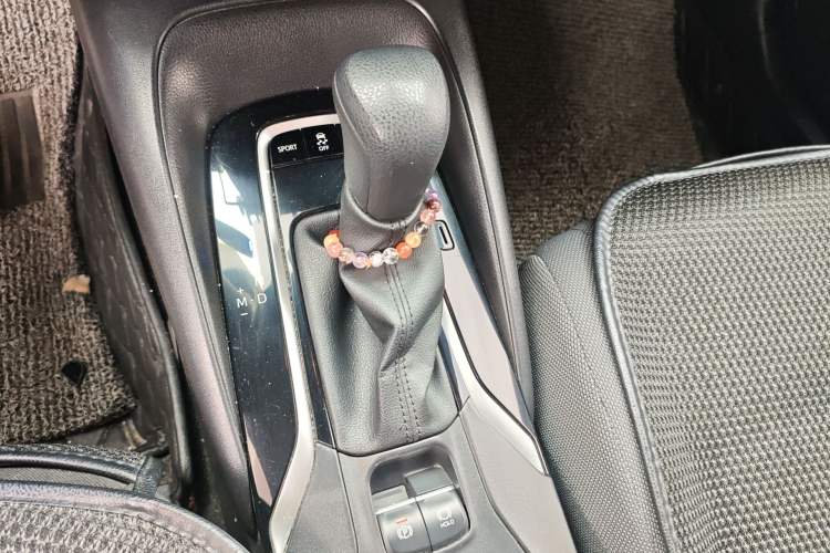 Used Toyota Levin 2022 Facelift TNGA 1.5L CVT Progressive Edition Gear Lever