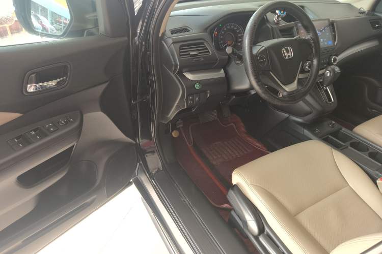 Used Honda CR-V 2016 2.0L two-wheel drive Urban Edition