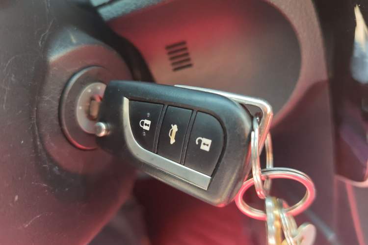 Used Toyota Corolla 2017 1.2T CVT GL Vehicle Key