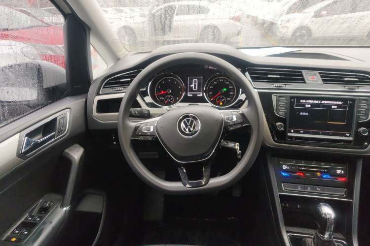 Used Volkswagen Touran 2021 Touran L 280TSI DSG Comfort Edition 7 Seats