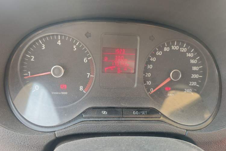 Used Volkswagen Polo 2011 1.4L Manual ZhiLe Edition Instrument Cluster