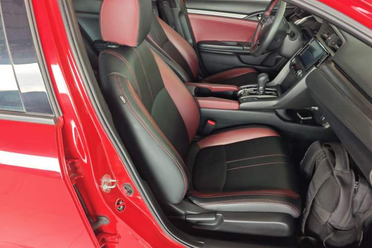 Used Honda Civic 2021 HATCHBACK 220TURBO CVT New Trendsetter