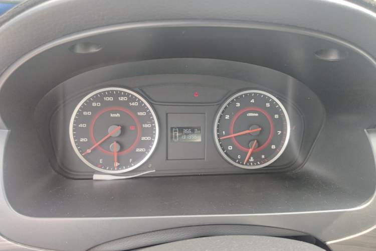 Used SAIC MAXUS G10 2018 PLUS 2.0T Manual Elite Edition Instrument Cluster