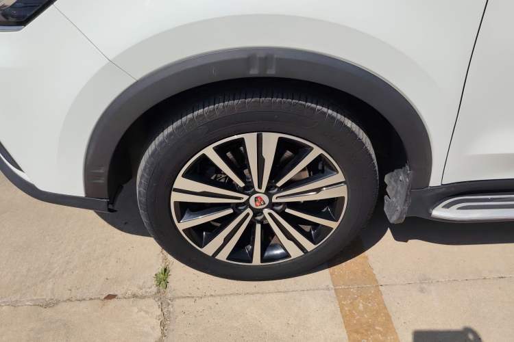 Used Roewe RX5 2020 20T Automatic 4G Connect Superior Flagship Edition Left Front Wheel Hub