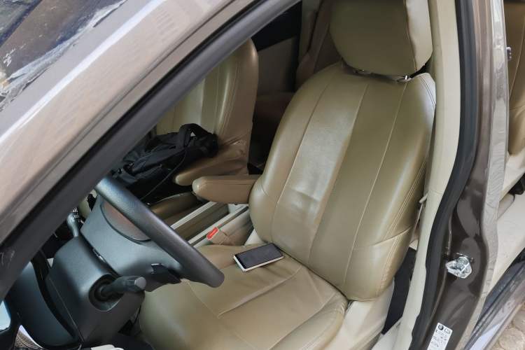 Used Buick GL8 2022 Land Cruiser Executive Class 652T Comfort Model Left Front Seat