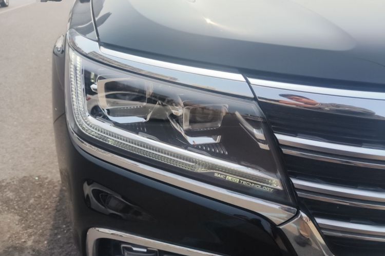 Used Roewe RX8 2019 30T Smart Connectivity Two-Wheel Drive Supreme Flagship Edition