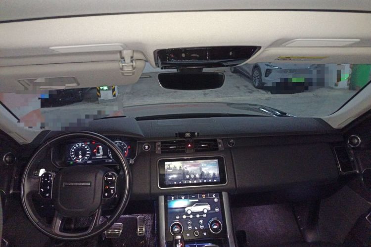 Used Land Rover Range Sport 2022 3.0 L6 YAO Black Edition Center Console