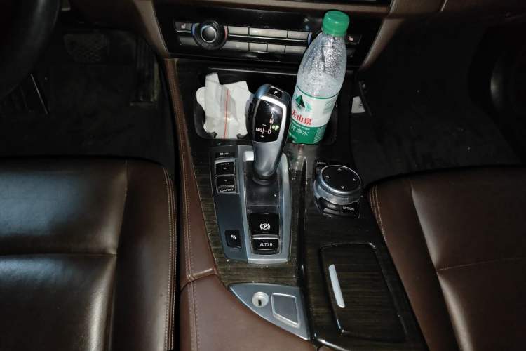 Used BMW 5 Series 2014 525Li Luxury Design Package