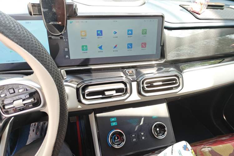 Used JETOUR Shanhai L7 2024 1.5T 120 km MAX 7-Seater
