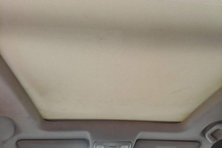 Used CHANGAN CS75 2017 Shangku Edition 1.5T Manual ZhiXiang Model

