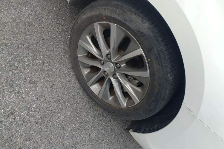 Used Buick GL6 2019 18T 6-Seater Connected Luxury Version China VI Standard Right Front Wheel Hub