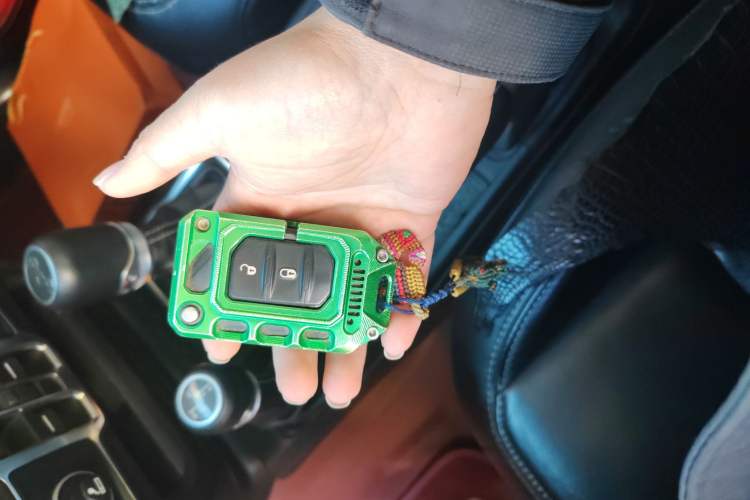 Used Jeep Wrangler 2019 2.0T Sahara Four-Door Version China VI Emission Standard
