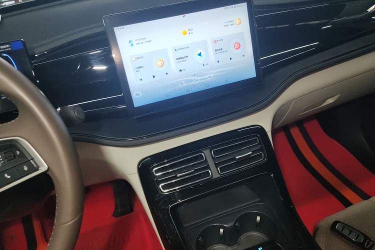 Used BYD Qin PLUS 2024 HONOR Edition DM-i 55KM Leading Model
