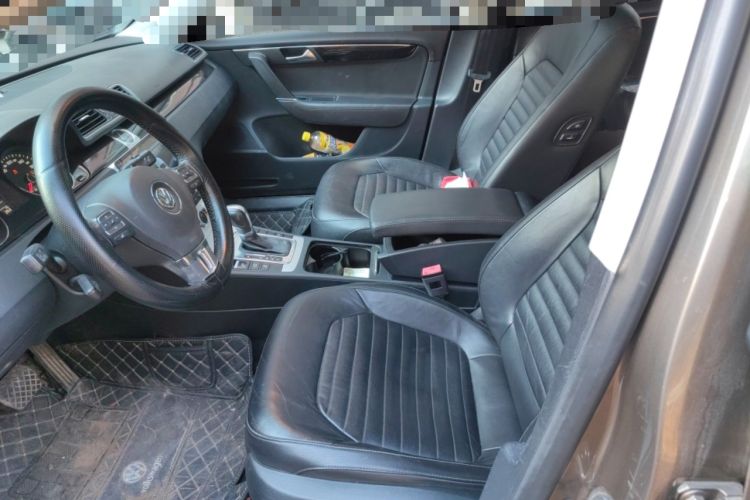 Used Volkswagen Magotan 2012 Revised 1.8TSI Luxury Version Left Front Seat