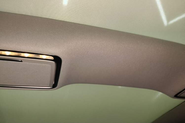 Used Mercedes-Benz C-Class 2018 C 200 L Sport Edition Headliner