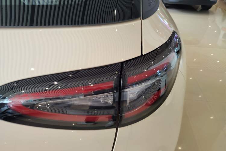 Used Geely Galaxy Geome 2026 Model 310km Youth Edition
