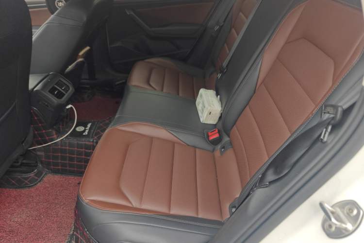 Used Volkswagen Lavida 2022 280TSI DSG Luxury Edition Left Rear Seat