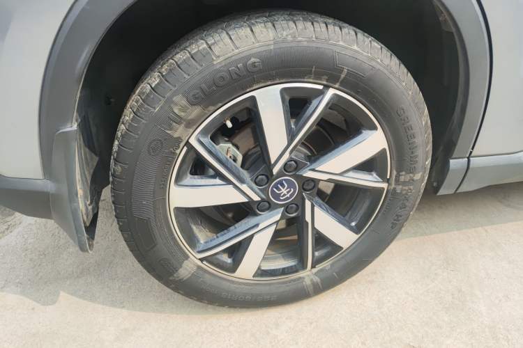 Used BYD Song Pro New Energy 2023 Champion Edition DM-i 71KM Navigation Model
