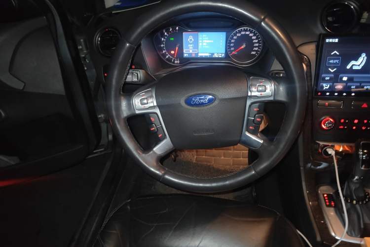 Used Ford Mondeo 2011 2.0L GTDi 200 Luxury Edition
