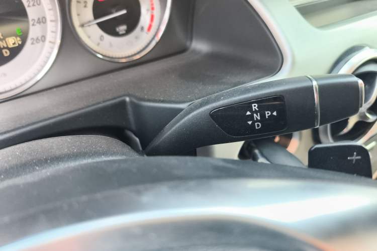 Used Mercedes-Benz GLK-Class 2015 GLK 260 4MATIC Dynamic Edition Ultimate Version
