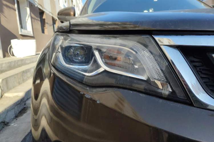 Used Geely Auto Emgrand X7 Sport 2016 1.8TD Automatic ZhiZun Version
