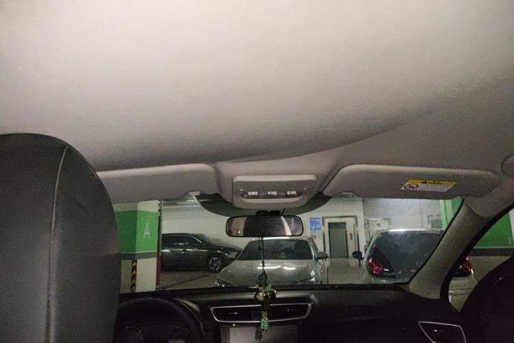 Used Nissan Qashqai 2016 2.0L CVT Elite Edition Headliner