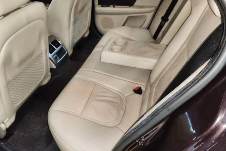 Used Jaguar XF 2015 XF 2.0T Prestige Edition
