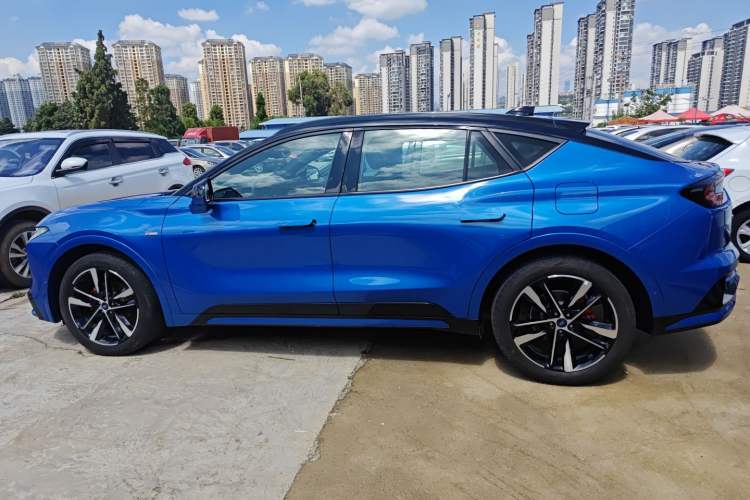 Used Ford EVOS 2022 EcoBoost 245 ST-Line
