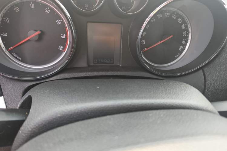 Used Buick Encore 2014 1.4T Automatic Two-Wheel Drive Urban Elite Model
