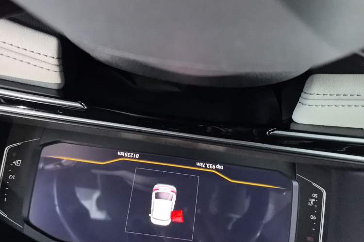 Used Volkswagen Tiguan L 2022 330TSI Automatic Two-Wheel Drive Smart Edition