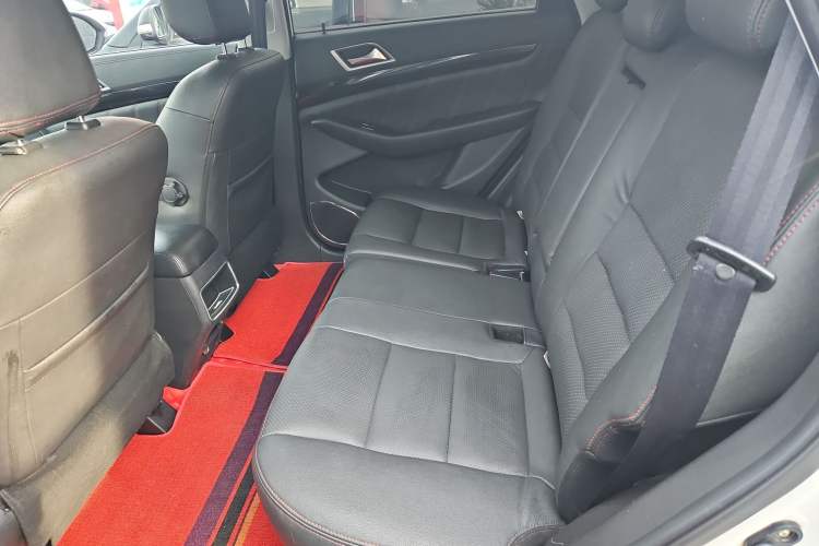 Used Leopaard CS10 2015 2.0T Manual Supreme Edition Interior 1