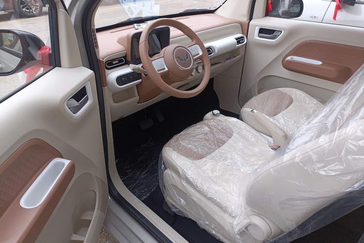 Used Wuling Hongguang MINIEV 2024 3rd Generation 215km Youth Edition