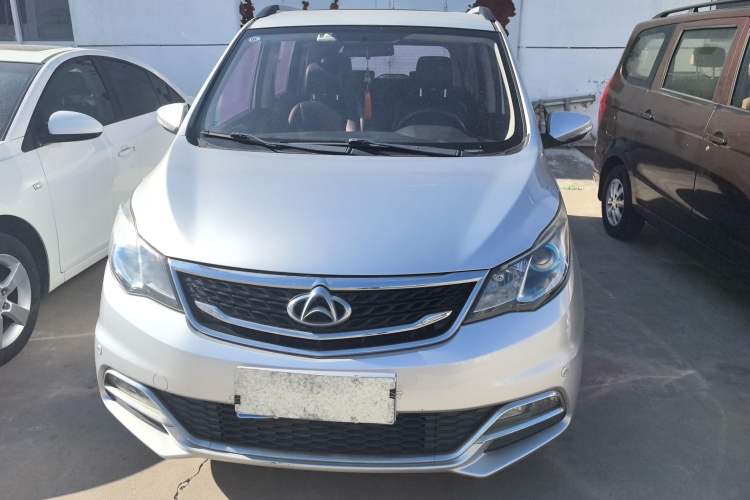 Used CHANGAN KAICHENG Oushang A600 2016 1.5L Manual Luxury 6-Seater