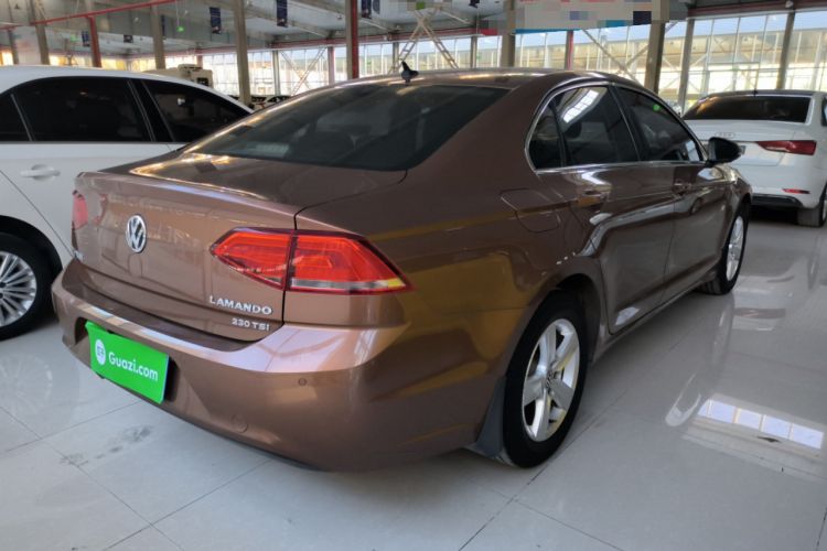 Used Volkswagen Lamando 2017 230TSI DSG Fashion Edition