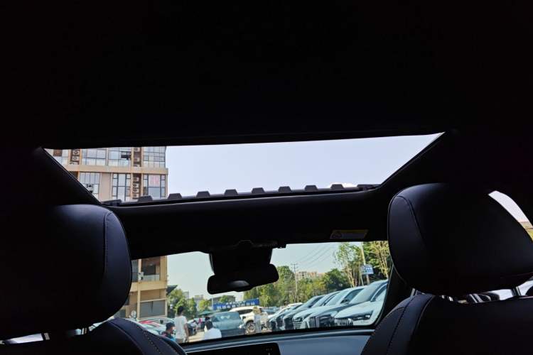 Used GAC Trumpchi EMPOW 2021 270T DCT J16 Version