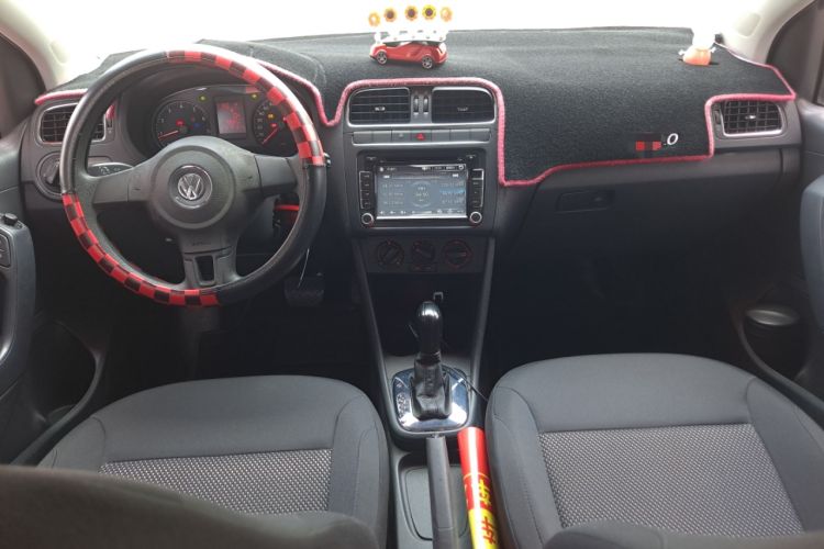 Used Volkswagen Polo 2013 1.4L Automatic Comfort Edition