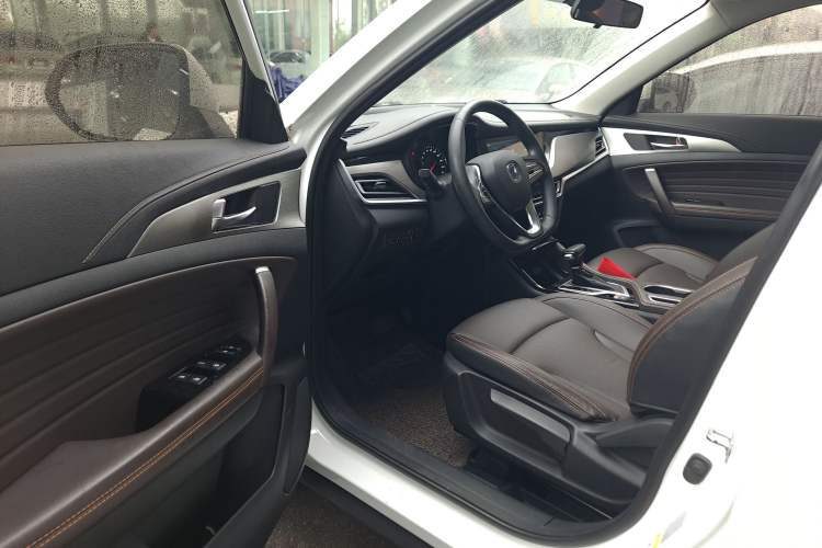 Used Changan CS35PLUS 2018 1.6L Automatic Changlian Edition China V Standard