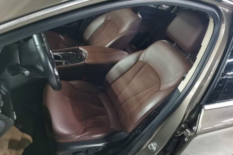 Used Buick Envision 2018 20T Two-Wheel-Drive Elite Model